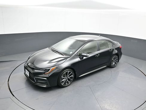 Certified 2022 Toyota Corolla SE image 32