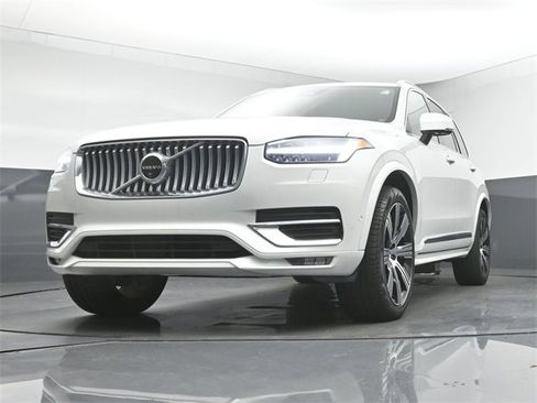 Used 2024 Volvo XC90 B6 Plus w/ Protection Package Premier image 39