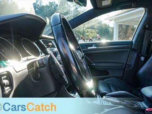 Used 2021 Volkswagen GTI SE image 33