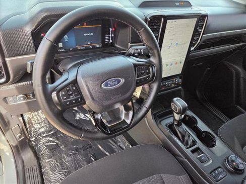 Used 2024 Ford Ranger XLT w/ Technology Package image 10