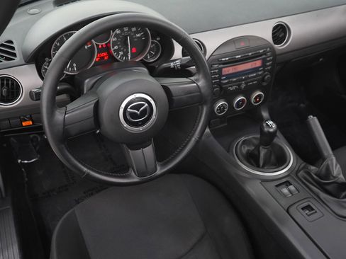 Used 2010 MAZDA MX-5 Miata Sport RWD image 15