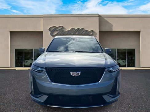 Certified 2024 Cadillac XT6 Sport w/ Technology Package AWD/4WD image 6