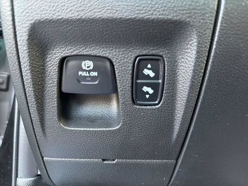Used 2019 RAM 1500 Laramie AWD/4WD image 52