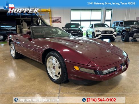 Used 1993 Chevrolet Corvette Convertible RWD image 1