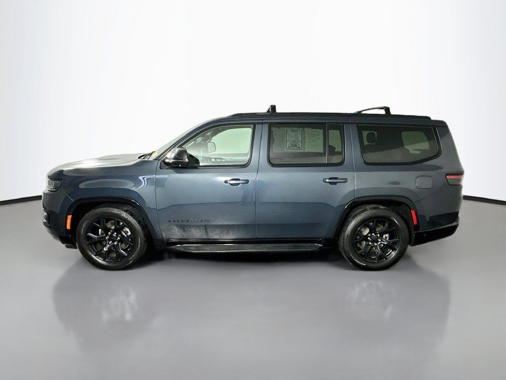 Used 2023 Jeep Wagoneer Series II w/ Convenience Group I AWD/4WD image 4