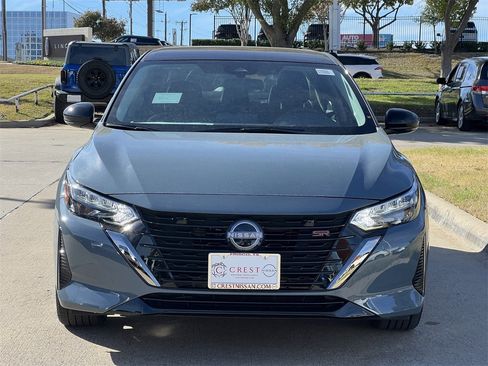 New 2025 Nissan Sentra SR image 7