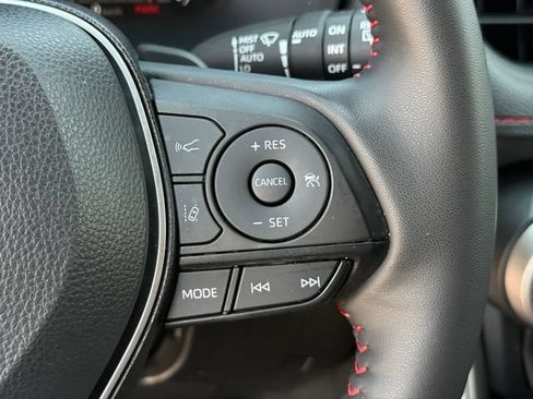Used 2025 Toyota RAV4 XSE w/ Premium Package AWD/4WD image 15