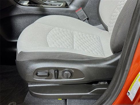 Used 2020 Chevrolet Equinox LS w/ LS Convenience Package image 16