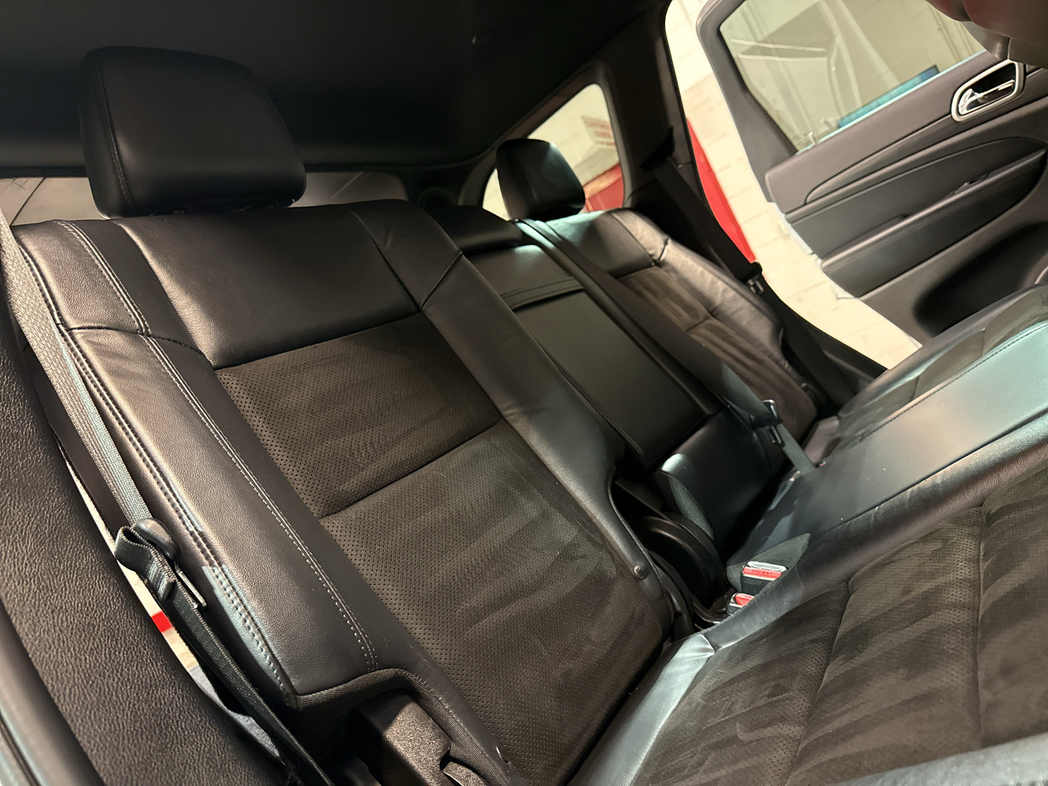Used 2019 Jeep Grand Cherokee Altitude AWD/4WD image 27