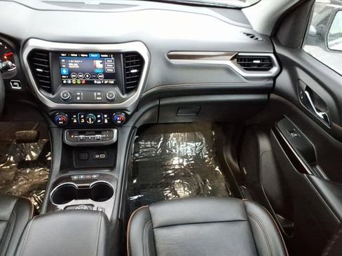 Used 2023 GMC Acadia AT4 w/ Technology Package image 18