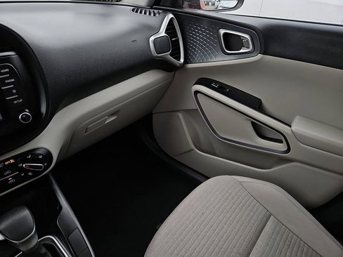 Certified 2020 Kia Soul S image 24