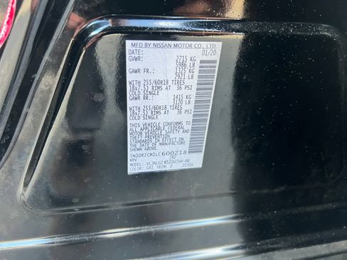 Used 2020 Nissan Pathfinder SL AWD/4WD image 18