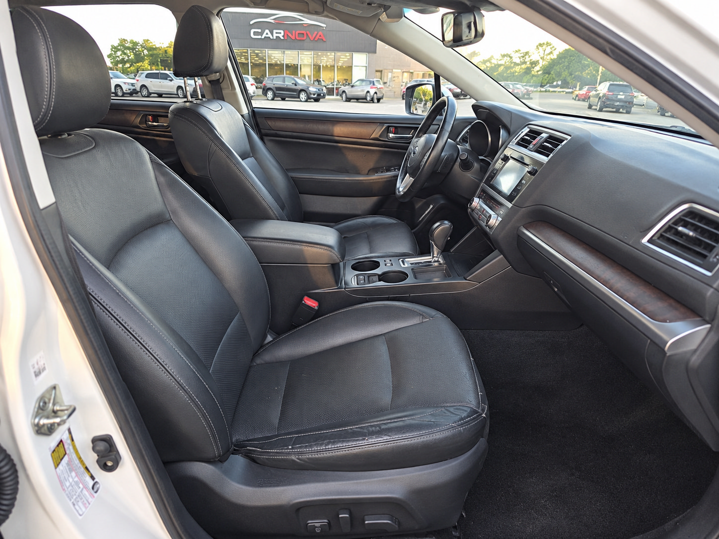 Used 2015 Subaru Outback 3.6R Limited AWD/4WD image 14