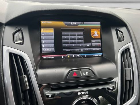 Used 2014 Ford Focus Titanium FWD image 20