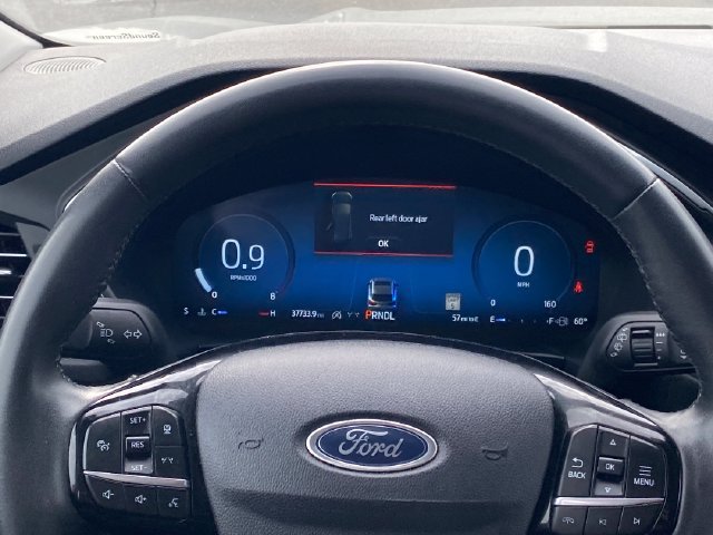 Used 2024 Ford Escape Platinum AWD/4WD image 9