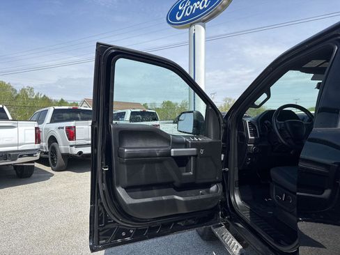 Used 2018 Ford F150 XLT w/ Equipment Group 302A Luxury AWD/4WD image 10