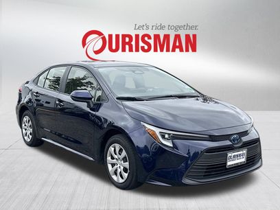 Used 2025 Toyota Corolla LE