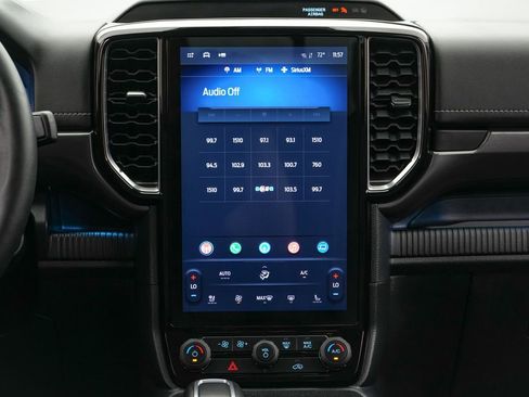 Certified 2025 Ford Ranger Lariat AWD/4WD image 17