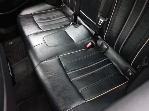 Used 2017 BMW 530i RWD image 14