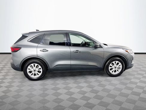 Certified 2025 Ford Escape Active FWD image 8