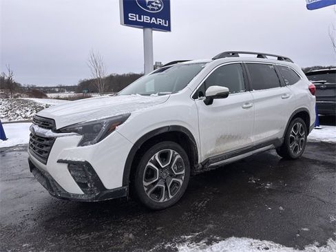 Used 2023 Subaru Ascent Limited image 6