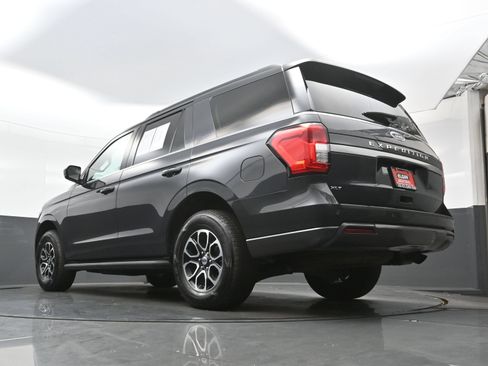 Used 2022 Ford Expedition XLT AWD/4WD image 30