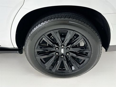 Used 2024 Cadillac Escalade Sport w/ Touring Package image 35