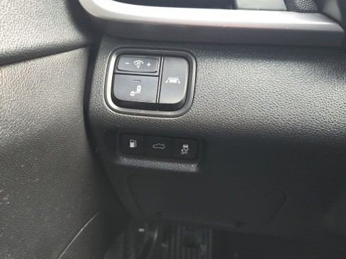 Used 2020 Kia Optima LX image 13