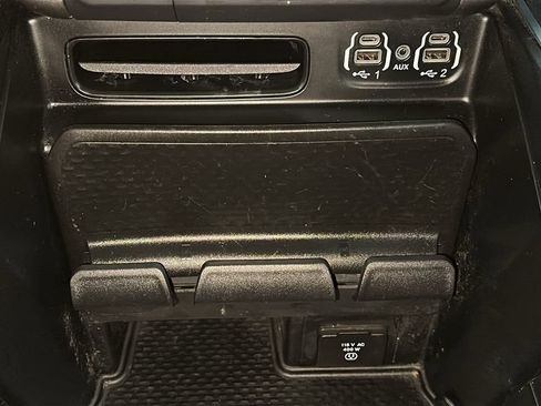 Used 2020 RAM 1500 Lone Star RWD image 29