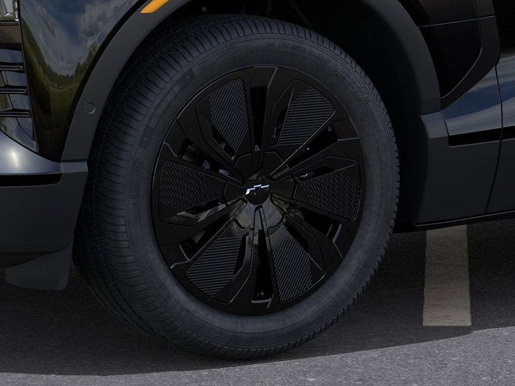 New 2026 Chevrolet Blazer EV LT w/ Midnight/Sport Edition FWD image 9