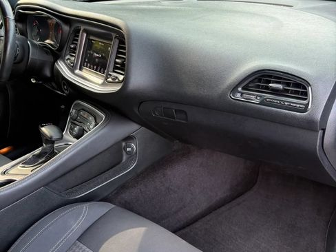 Used 2019 Dodge Challenger SXT w/ Blacktop Package RWD image 29