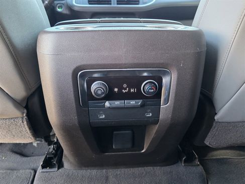 Used 2021 Chevrolet Tahoe LT image 21