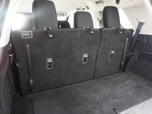 Used 2024 Nissan Pathfinder S AWD/4WD image 14