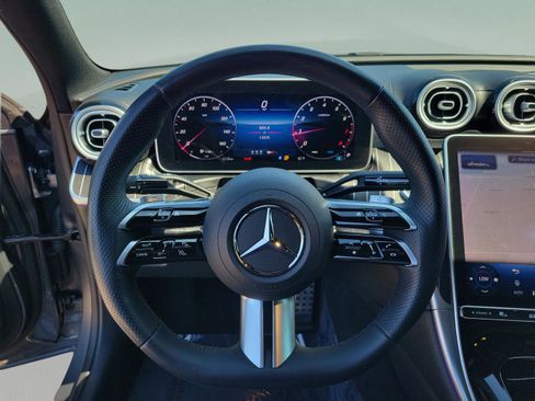 Used 2025 Mercedes-Benz C 300 Sedan image 23