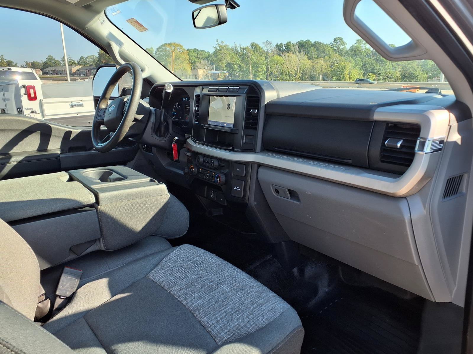 Used 2023 Ford F350 XLT w/ FX4 Off-Road Package AWD/4WD image 19