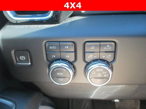 Certified 2023 GMC Sierra 1500 Denali image 29