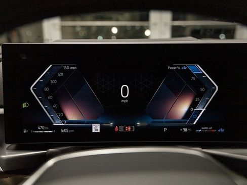 Used 2026 BMW 330i xDrive Sedan w/ Premium Package image 32