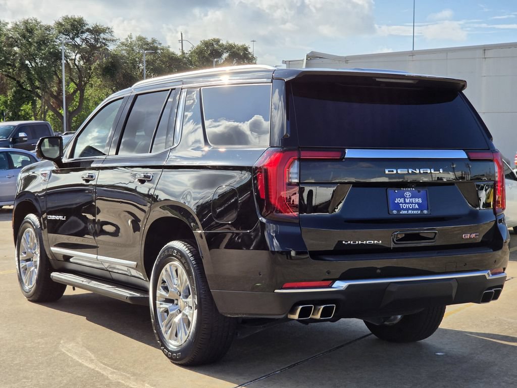 Used 2025 GMC Yukon Denali AWD/4WD image 7