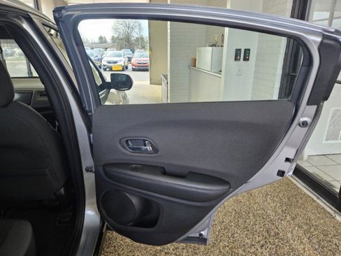 Used 2019 Honda HR-V Sport image 13