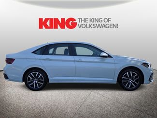 Used 2026 Volkswagen Jetta SE FWD video 2