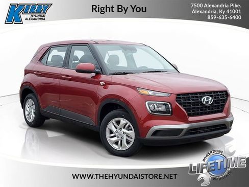 New 2026 Hyundai Venue SE image 1