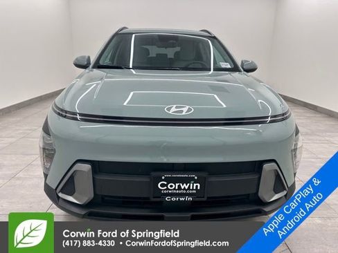 Used 2025 Hyundai Kona SEL image 7