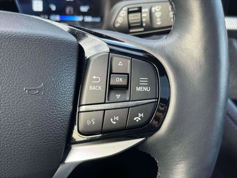 Used 2025 Ford Explorer Platinum image 24