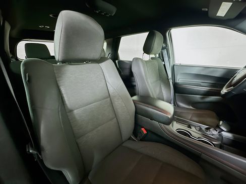 Used 2025 Dodge Durango GT image 28