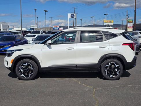 New 2026 Kia Seltos S image 2