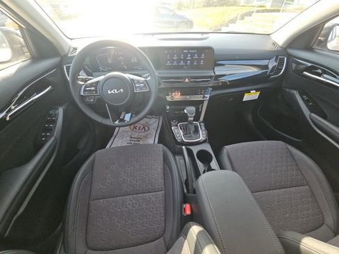 New 2026 Kia Seltos S AWD/4WD image 24