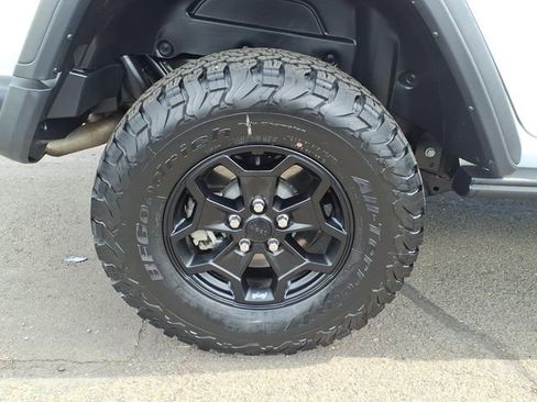 Certified 2023 Jeep Wrangler Unlimited Rubicon 4xe AWD/4WD image 10