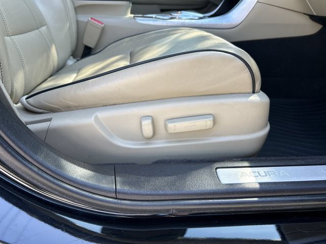 Used 2019 Acura TLX w/ Technology Package FWD image 26