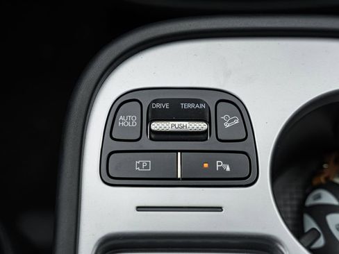 New 2026 Hyundai Ioniq 9 SEL image 24