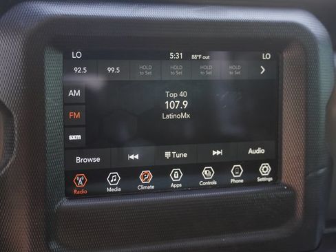 Used 2021 Jeep Gladiator Sport AWD/4WD image 20